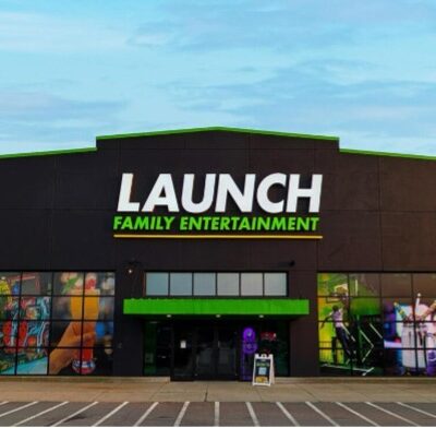 why Invest in a Family Entertainment Center Franchise?