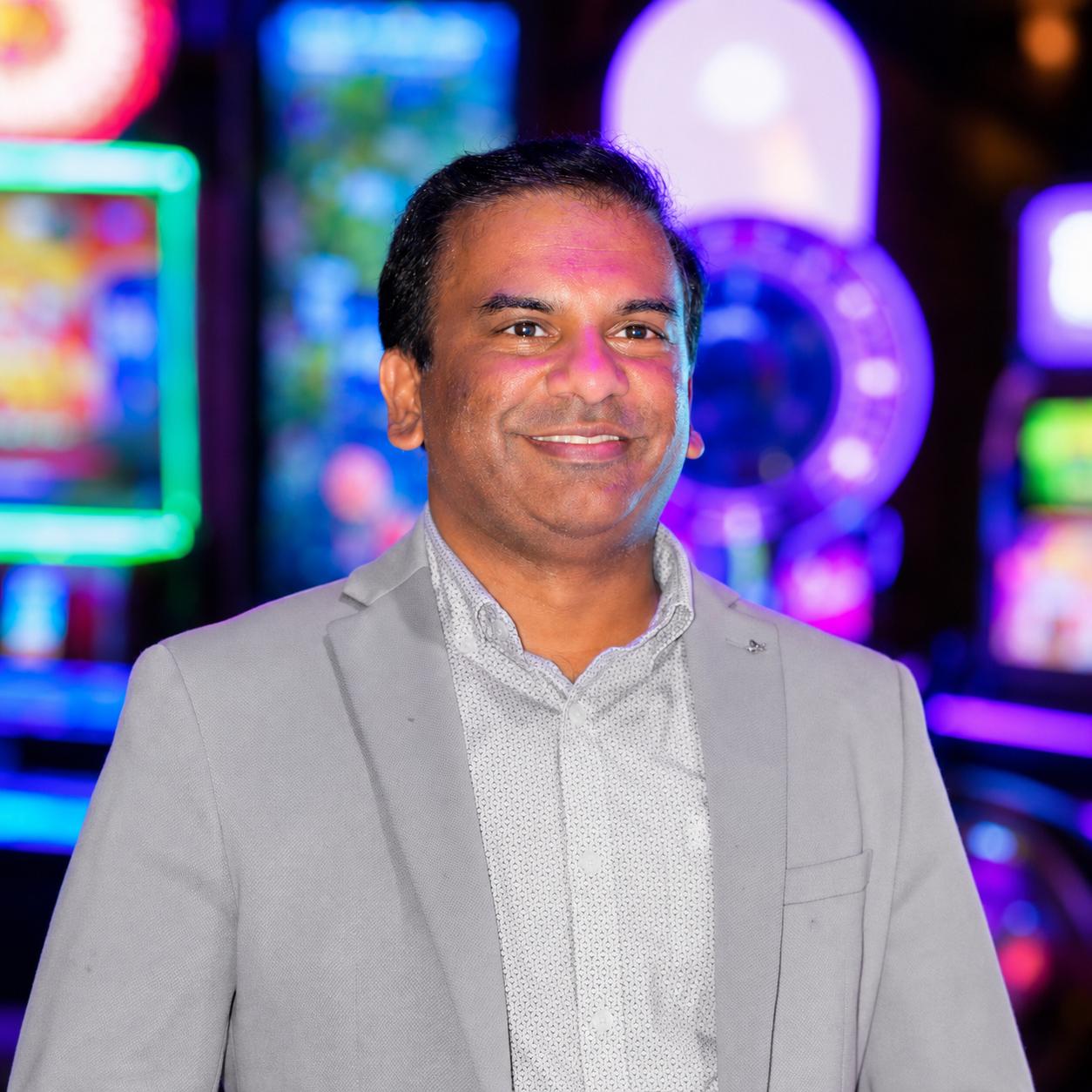 Launch family entertainment franchise Arlington, TX franchisee
