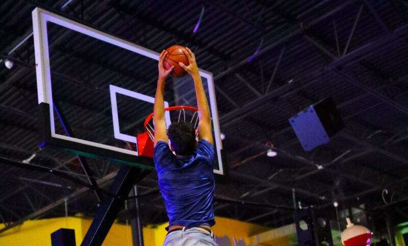 Basketball Dunk Lanes