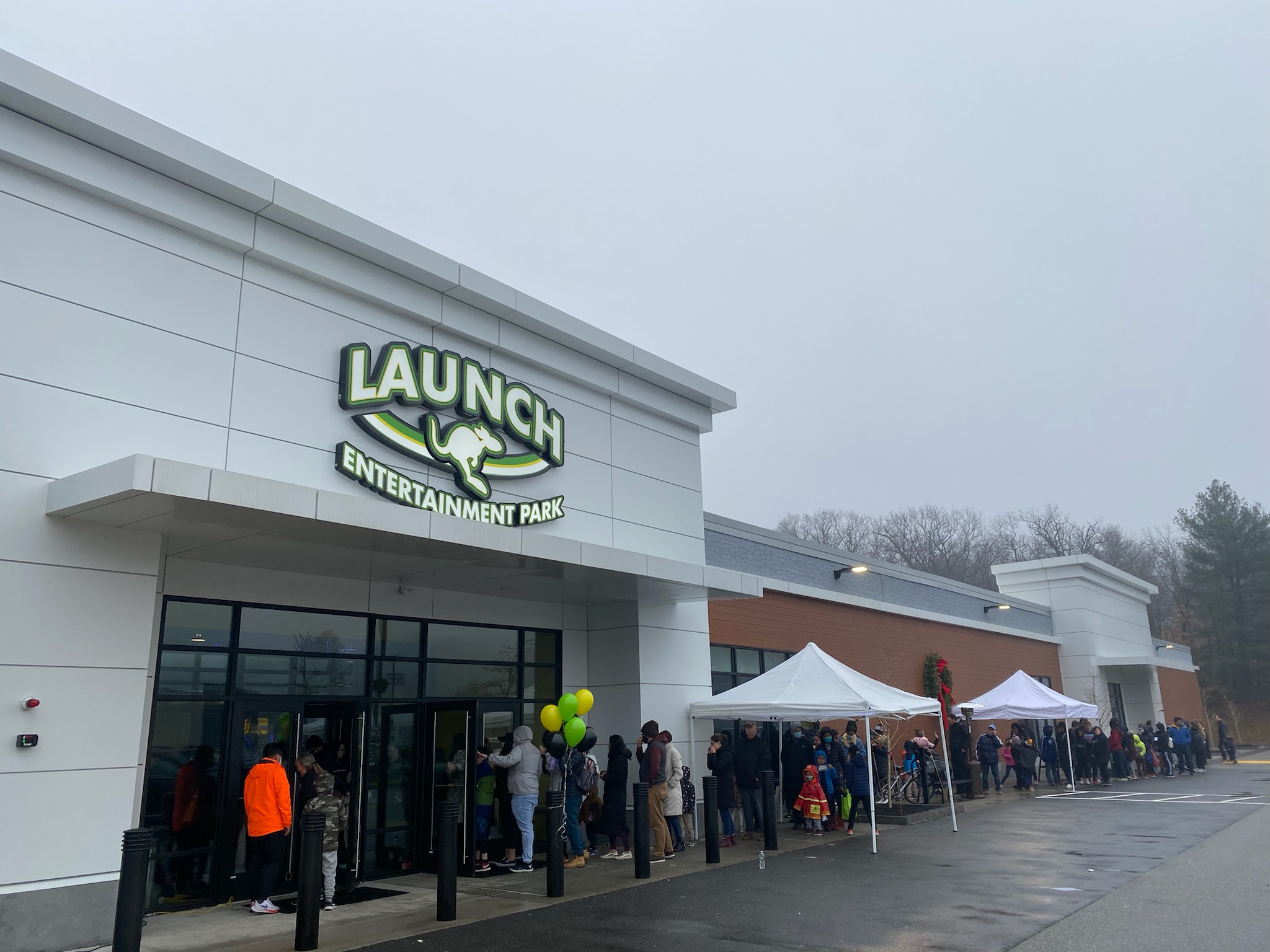 Launch Brings its One-of-a-Kind Family Entertainment Center to Woburn, Massachusetts